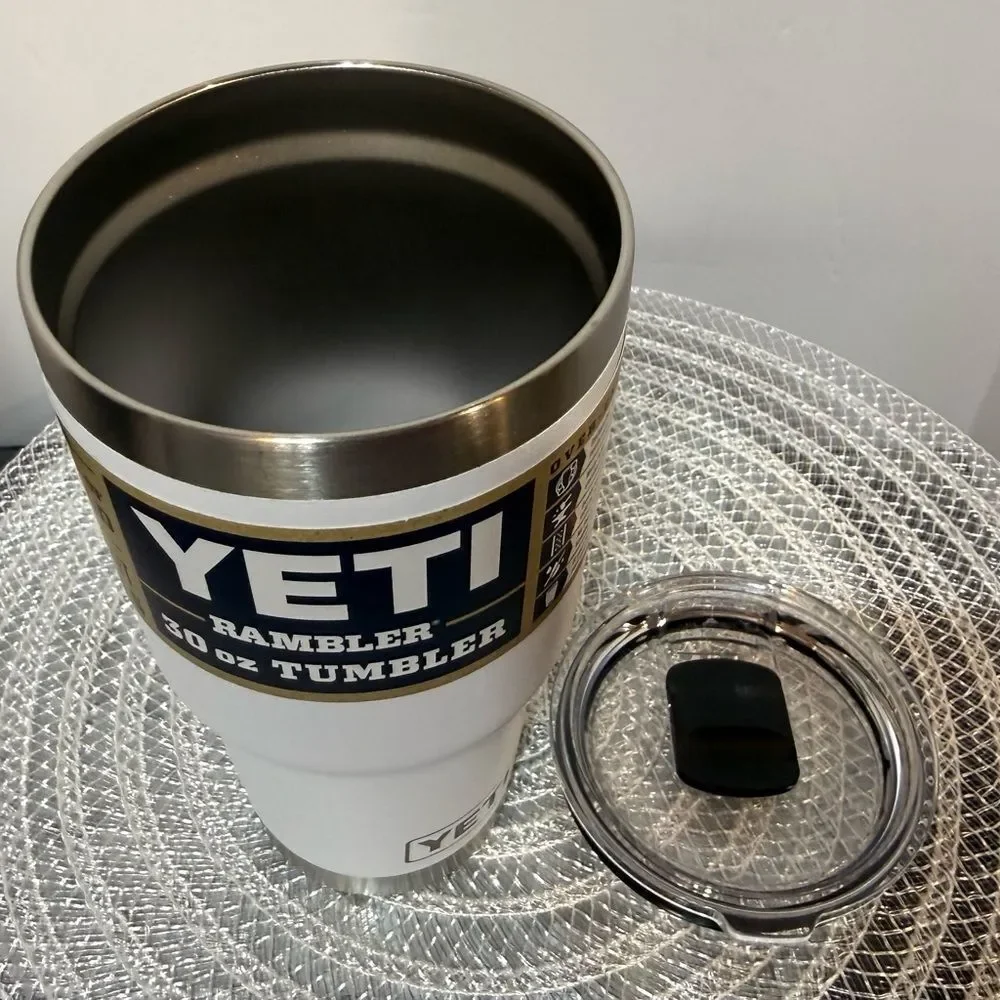 Yeti Rambler 30 oz Tumbler White NWT